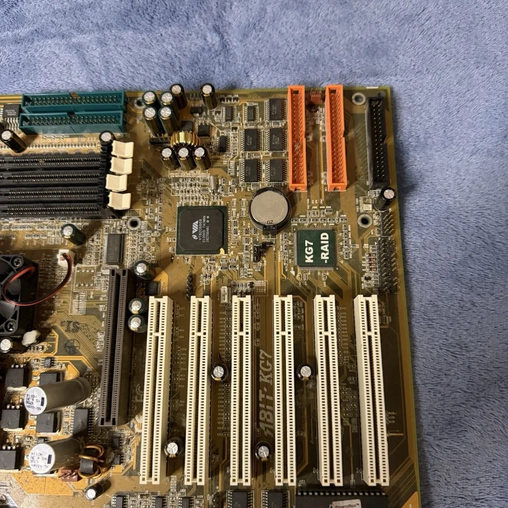 ABIT KG7-RAID, vintage motherboard‎